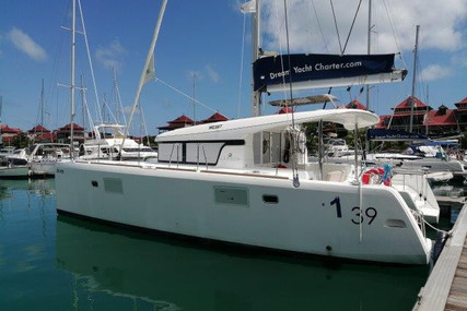 Lagoon 39 for sale in Sierra Leone for €235,000 (£203,546)