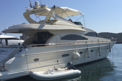 Astondoa 72 GLX for sale in Italy for €389,000 (£334,158)