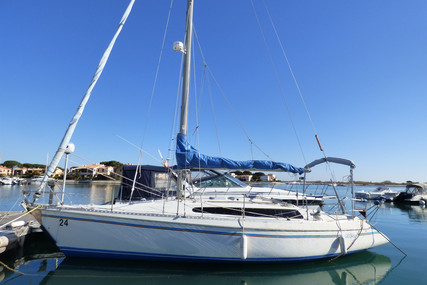 Dufour Yachts GIB SEA 31 for sale in France for €18,000 (£15,520)
