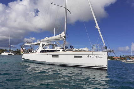 Beneteau Oceanis 38.1 for sale in France for €172,000 (£147,433)