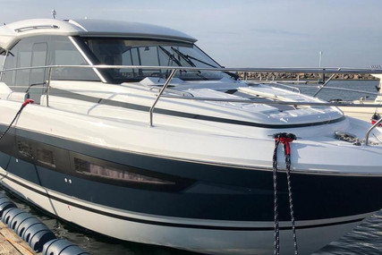 Jeanneau NC 33 for sale in Germany for €299,000 (£257,623)