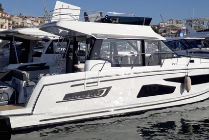 Jeanneau Merry Fisher 1095 for sale in Germany for €241,108 (£209,577)