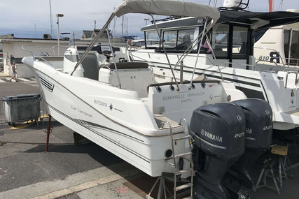 Jeanneau Cap Camarat 8.5 CC for sale in France for €65,000 (£56,386)