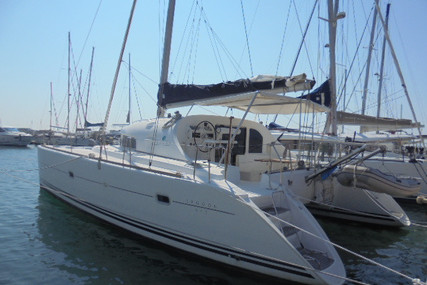 Lagoon 410 for sale in France for €155,000 (£133,644)