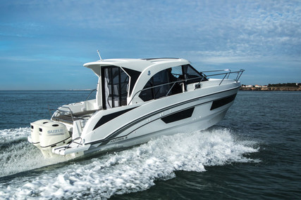 Beneteau Antares 9 for sale in France for €141,500 (£122,593)