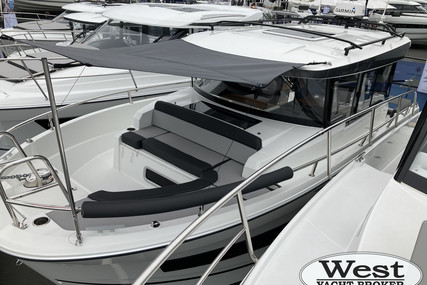 Jeanneau Merry Fisher 895 Marlin for sale in France for €136,900 (£117,857)