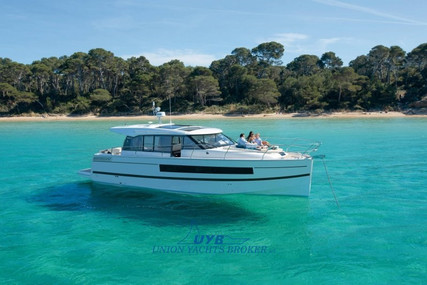Jeanneau NC 14 for sale in Italy for €320,000 (£277,169)