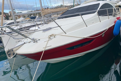 Azimut Yachts 43 S for sale in Italy for €230,000 (£198,010)