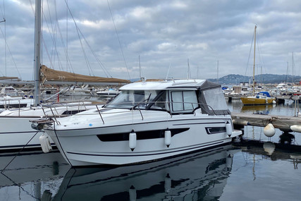 Jeanneau Merry Fisher 895 for sale in France for €130,000 (£112,088)