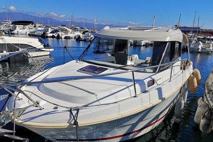 Beneteau Antares 7.80 for sale in France for €49,000 (£42,442)