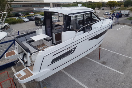 Jeanneau Merry Fisher 895 for sale in France for €149,500 (£129,792)
