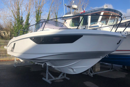 Beneteau Flyer 8 Sundeck for sale in France for €89,000 (£77,108)
