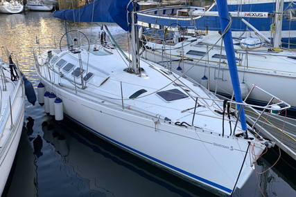 Beneteau First 41S5 for sale in France for €64,000 (£54,975)