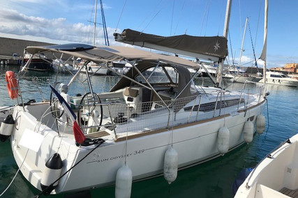 Jeanneau Sun Odyssey 349 for sale in France for €104,000 (£90,217)