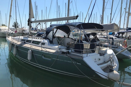 Jeanneau Sun Odyssey 42i for sale in France for €113,000 (£98,104)