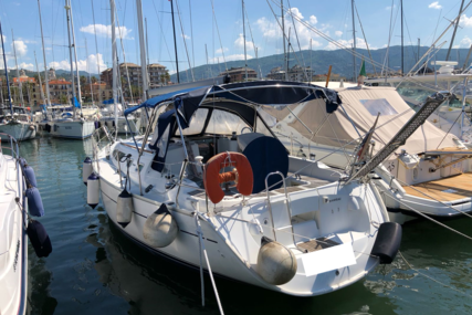 Jeanneau Sun Odyssey 37 for sale in Italy for €52,000 (£44,835)