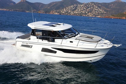 Jeanneau Merry Fisher 1095 for sale in France for €226,900 (£195,647)