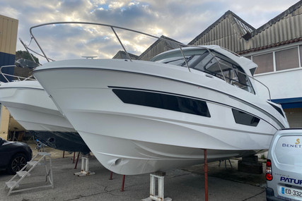 Beneteau Antares 9 for sale in France for €155,000 (£134,289)