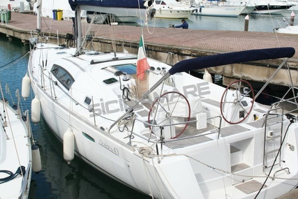 Beneteau Oceanis 43 for sale in Italy for €98,000 (£85,234)