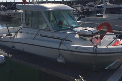 Jeanneau Merry Fisher 635 for sale in Portugal for €32,000 (£27,717)