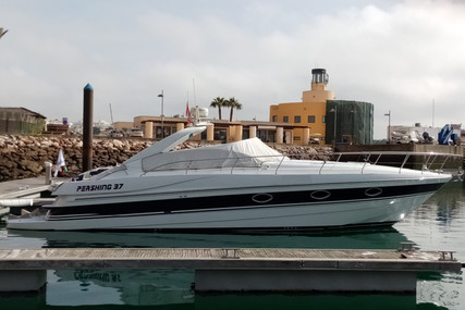 Pershing 37 for sale in Portugal for €135,000 (£116,223)