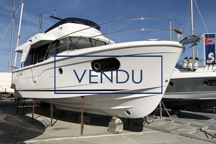 Beneteau Swift Trawler 35 for sale in France for €308,640 (£267,738)