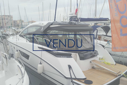 Beneteau Gran Turismo 40 for sale in France for €275,000 (£237,110)