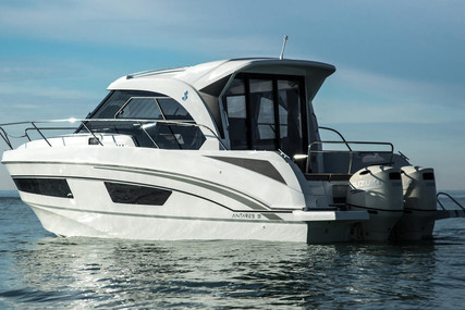 Beneteau Antares 9 for sale in France for €80,160 (£69,449)