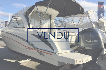 Beneteau Antares 7 OB for sale in France for €50,000 (£43,111)