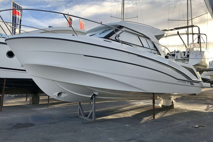 Beneteau Antares 8 OB for sale in France for €59,900 (£51,896)