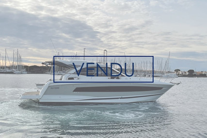 Jeanneau Leader 36 for sale in France for €219,000 (£188,835)