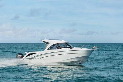 Beneteau Antares 8 OB for sale in France for €104,314 (£90,375)