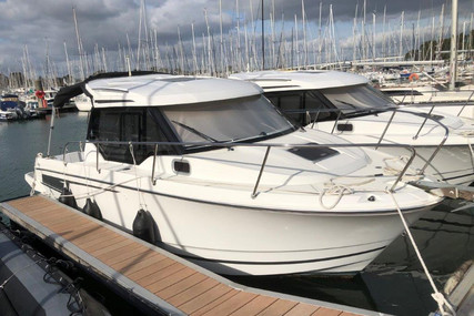 Jeanneau Merry Fisher 795 for sale in France for €59,900 (£51,962)