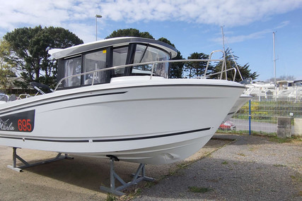 Jeanneau MERRY FISHER 695 MARLIN SERIE 2 for sale in France for €65,000 (£55,929)