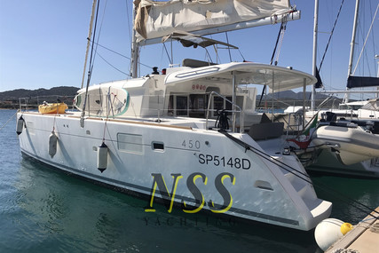 Lagoon 450 for sale in Italy for €380,000 (£329,641)
