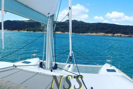 Lagoon 450 for sale in Italy for €450,000 (£390,364)