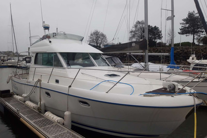Beneteau Antares 10.80 for sale in France for €59,900 (£51,647)