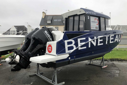 Beneteau Barracuda 8 for sale in France for €95,000 (£82,410)