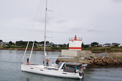 Beneteau Oceanis 45 for sale in Martinique for €265,000 (£227,150)