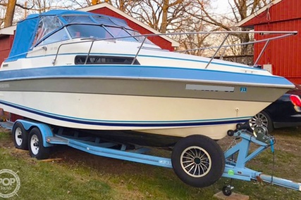 Four Winns 235 Vista for sale in United States of America for $16,750 (£11,977)