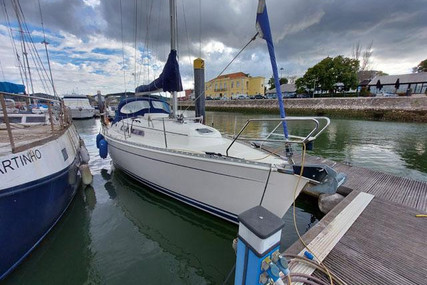 Hanse 311 for sale in Portugal for €40,000 (£34,489)