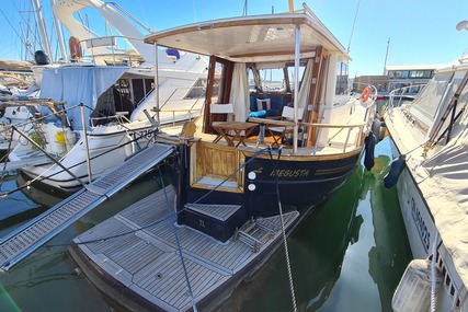 Menorquin 120 for sale in France for €164,000 (£141,404)