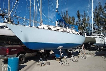 Hunter Cherubini 33 for sale in United States of America for $17,750 (£12,717)