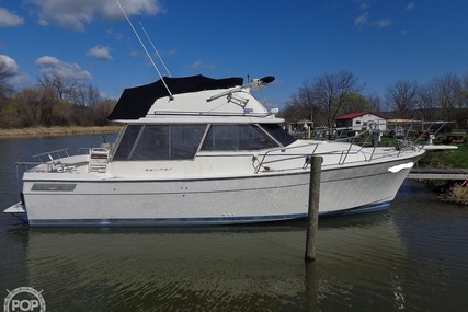 Bayliner 3270 Motor Yacht for sale in United States of America for $15,000 (£10,646)