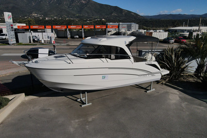 Beneteau Antares 7 OB for sale in France for €51,900 (£44,376)