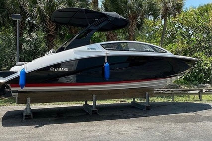 Yamaha 275 SE for sale in United States of America for $154,000 (£110,355)