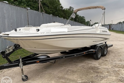 Glastron DX 210 for sale in United States of America for $27,250 (£19,527)