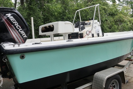 Mako 171 CENTER CONSOLE for sale in United States of America for $23,000 (£16,325)