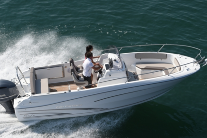 Jeanneau Cap Camarat 7.5 Cc for sale in Spain for €72,799 (£62,366)