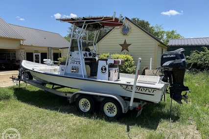 Explorer 210 Tunnel Vee for sale in United States of America for $25,000 (£18,051)